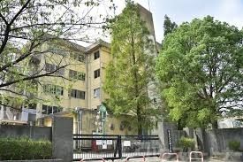 小学校　松戸市立河原塚小学校（小学校）まで440m