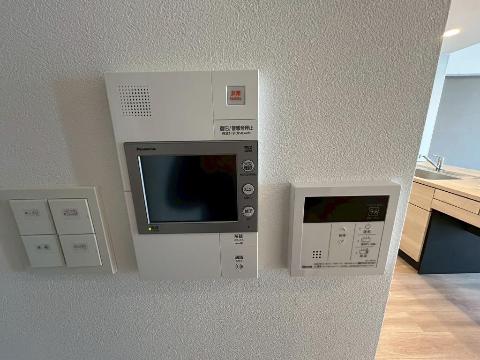 セキュリティ　カメラ付インターホン