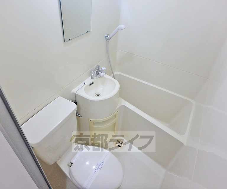 バス・シャワールーム　機能的なユニットタイプです