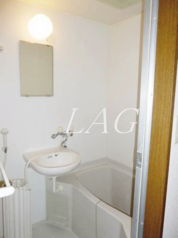 バス・シャワールーム　お風呂です。