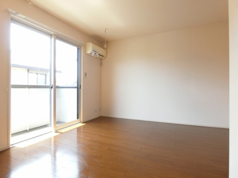 居室・リビング　図面と現状に相違がある場合には現状を優先