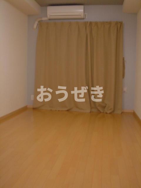 居室・リビング　洋室約７帖