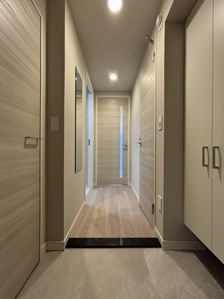 その他部屋・スペース　シューズボックス採用の玄関スペースです。