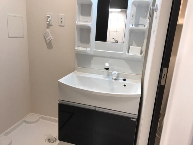 洗面設備　洗髪洗面化粧台