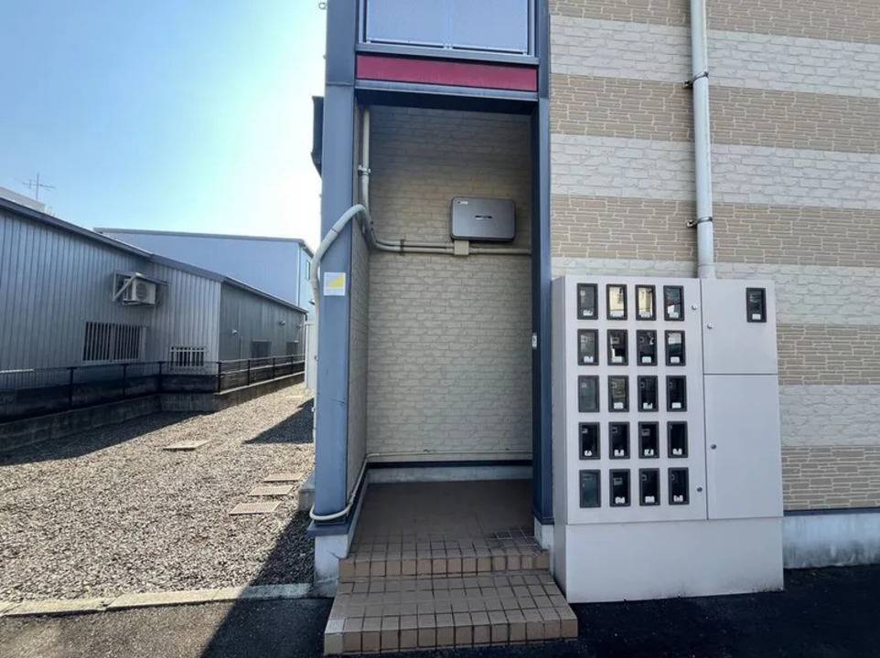 ロビー　アプローチ