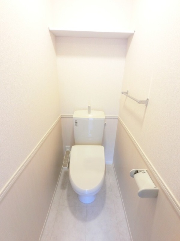 カスタリア IIIのトイレ写真