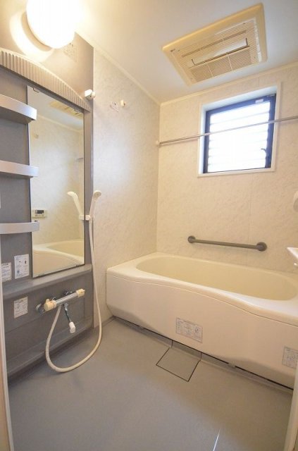 バス・シャワールーム