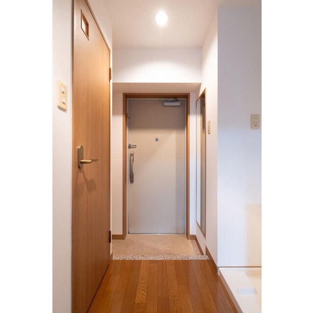 玄関　※別部屋写真参照