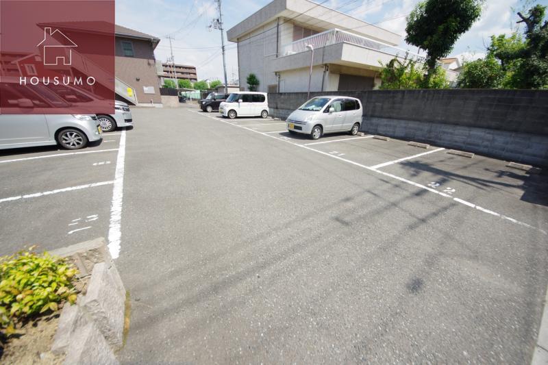 駐車場　駐車場があります