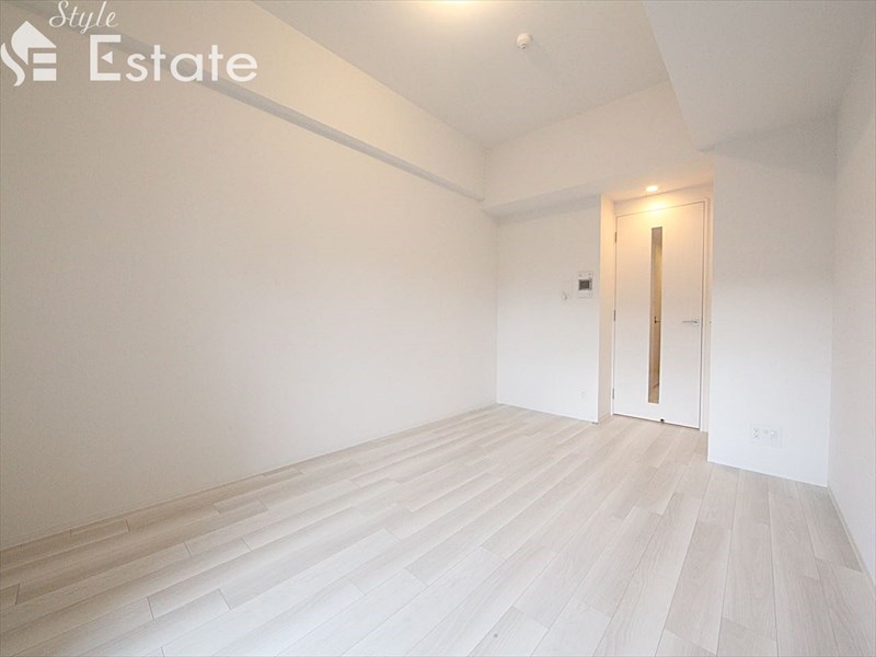 居室・リビング　内装