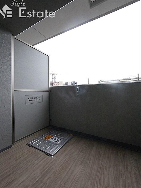 バルコニー　バルコニー