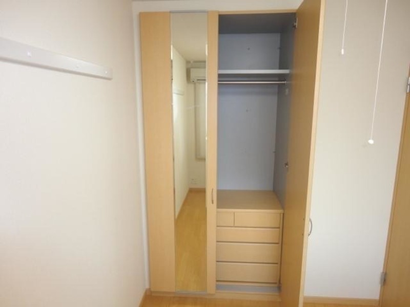 収納　図面と現状に相違がある場合には現状を優先