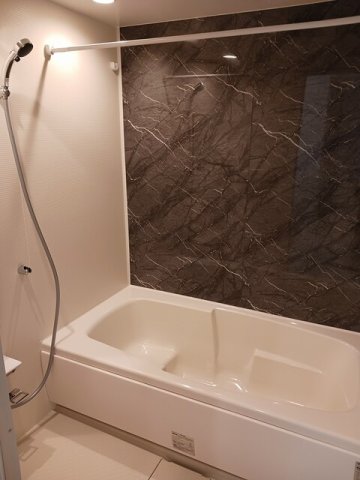 バス・シャワールーム　お風呂です