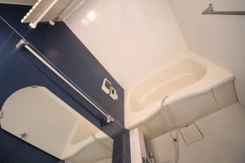 バス・シャワールーム　浴室