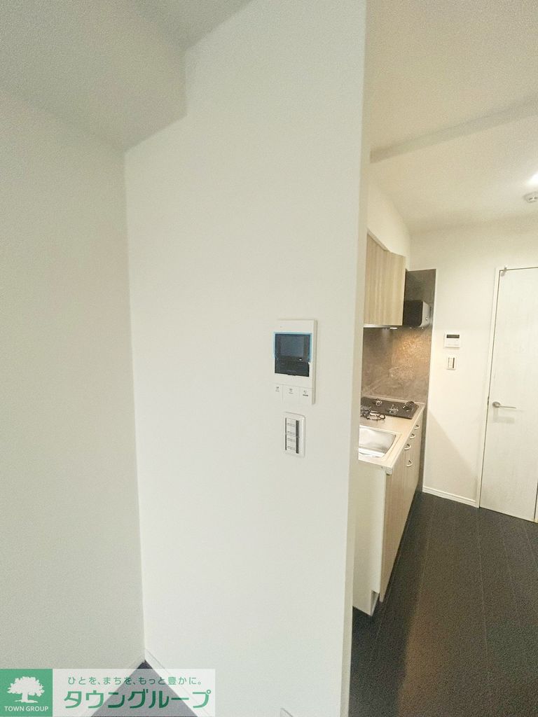 玄関　お問合せはタウンハウジングまで！※現地待合わせ相談可能