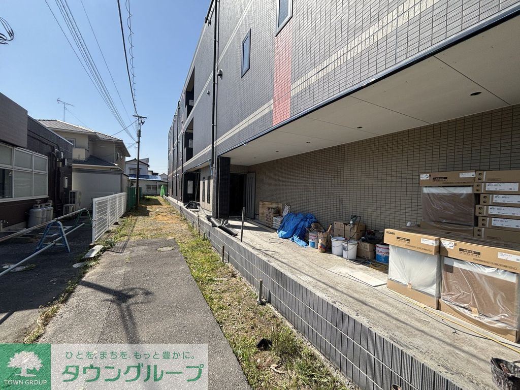 エントランス　お問合せはタウンハウジングまで！※現地待合わせ相談可能