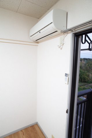 その他設備　エアコン完備で夏場も冬場も安心☆