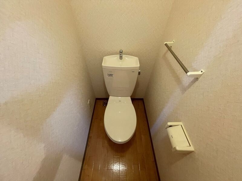 トイレ　※別室参考写真