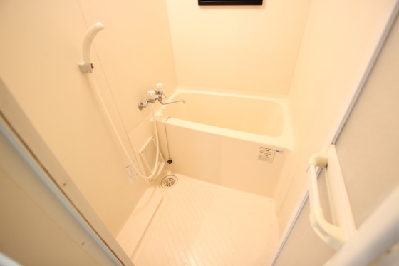 バス・シャワールーム　他部屋の写真