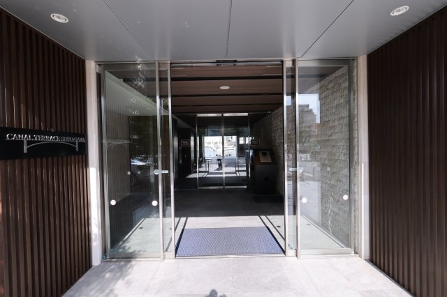 エントランス　エントランス