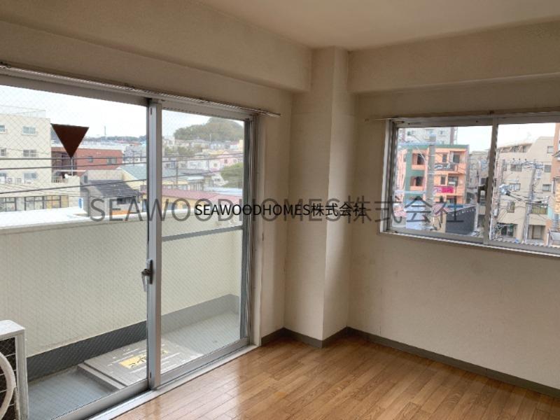 居室・リビング　陽当たり良好！お休みの日もゆったり寛げる。