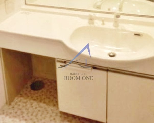 洗面設備　独立洗面台です。