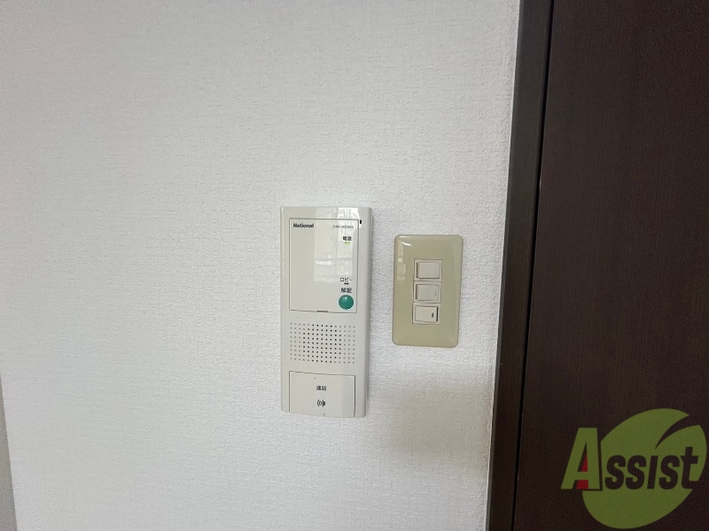 セキュリティ　来客時にはこちらのチャイムが鳴りますよ。