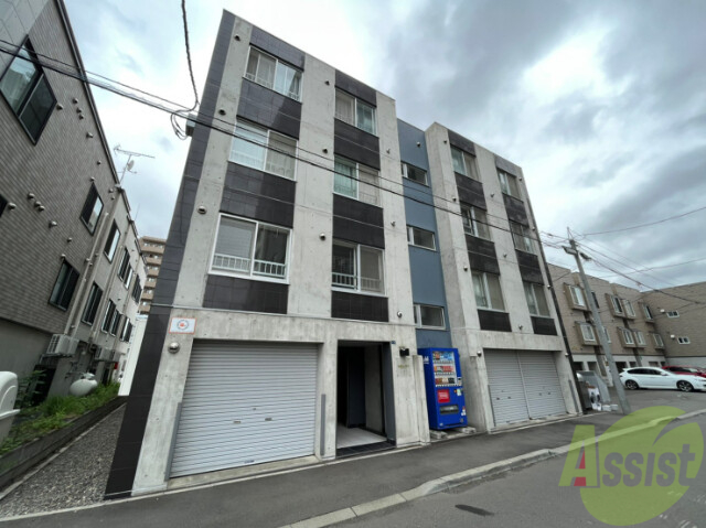 建物外観　札幌市東区北十三条東「ガレリアＮ１３」