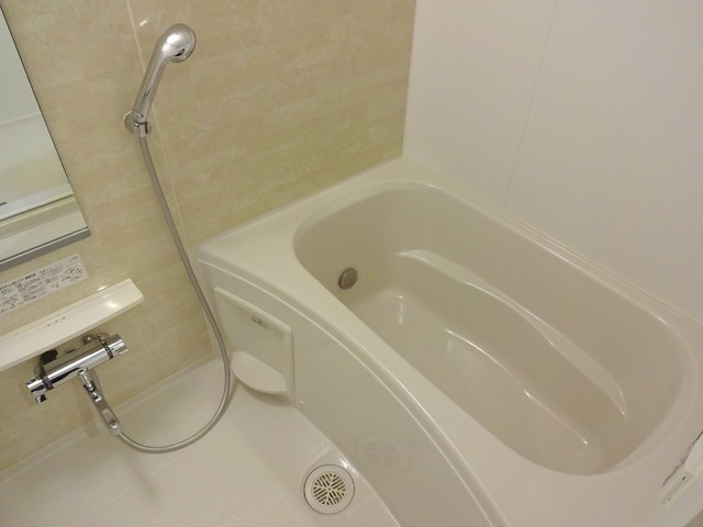 バス・シャワールーム　★追い焚き機能付きバスルーム★