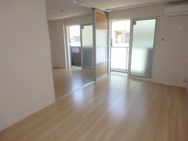 居室・リビング　他のお部屋の参考写真となります。