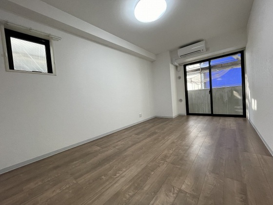 居室・リビング　※別部屋の写真です