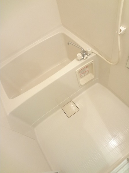 バス・シャワールーム　「バス・トイレ別です。」