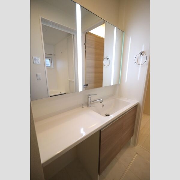 洗面設備　洗髪洗面化粧台