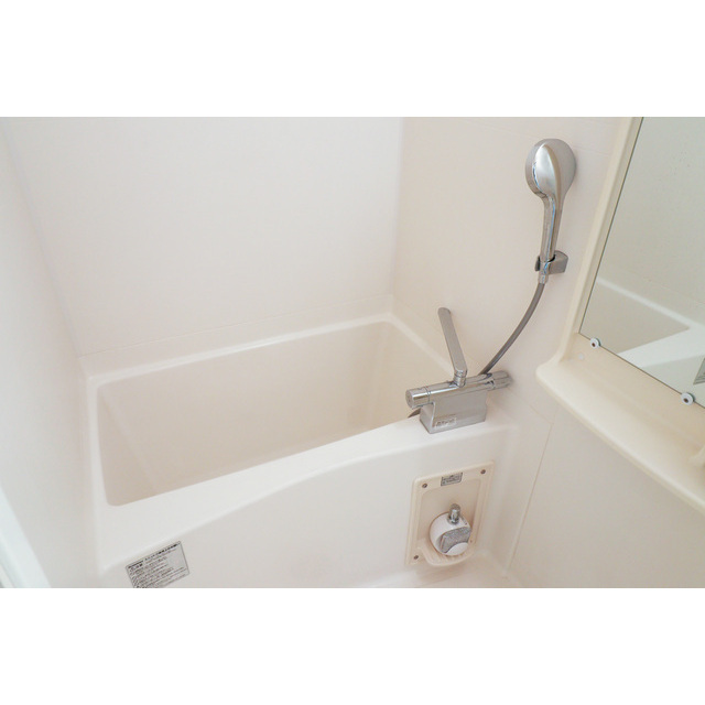 バス・シャワールーム　お風呂です