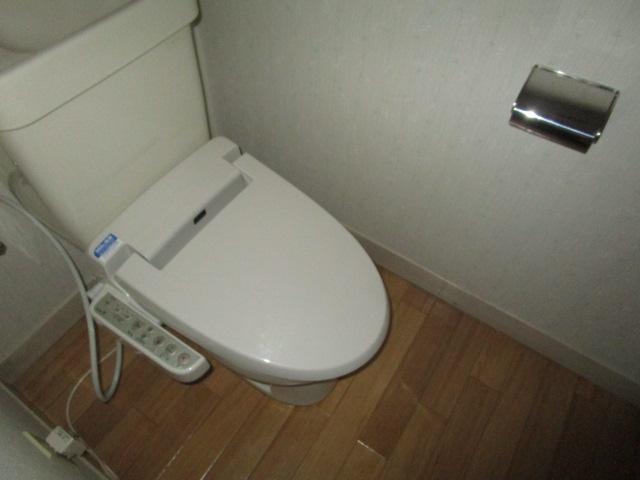 トイレ　コンパクトで使いやすいトイレです