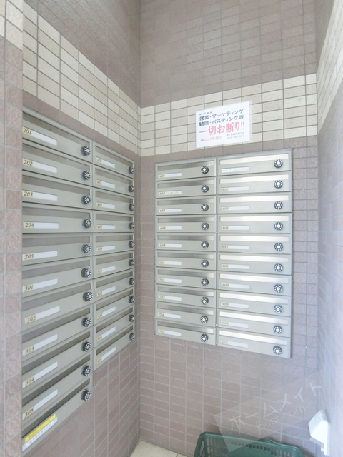 エントランス　集合ポスト