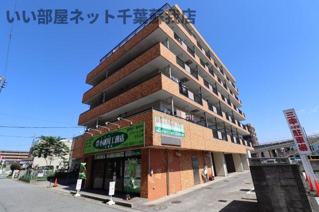 建物外観　外観は落ち着いています