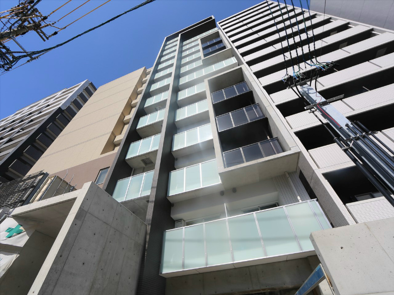 建物外観　外観　防犯カメラ付　オートロック　宅配ＢＯＸ