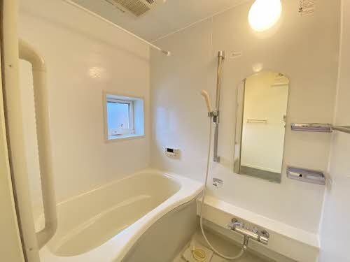 バス・シャワールーム　バスルーム