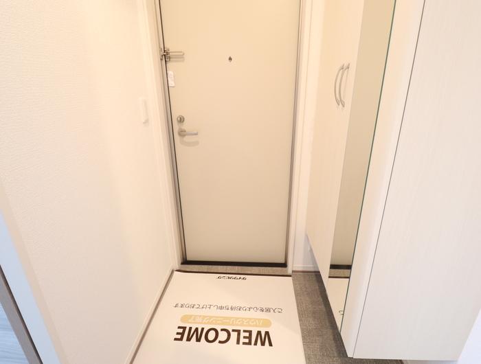 玄関　別部屋写真