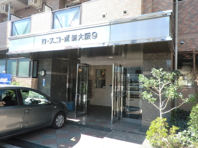 エントランス　マンション玄関です。