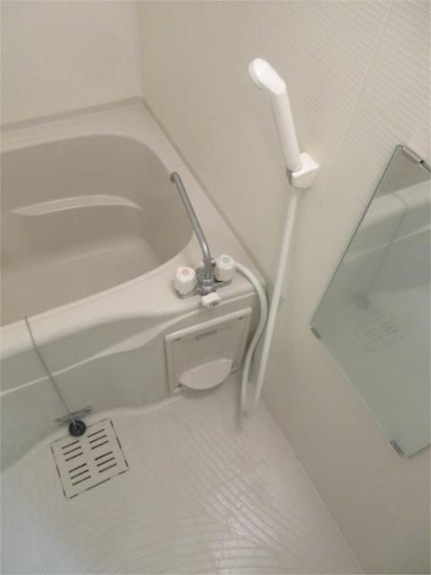 バス・シャワールーム　■浴室暖房乾燥機能付きバス♪