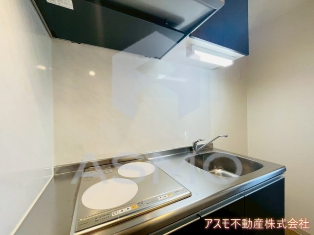 キッチン　※同物件　別間取り　参考写真