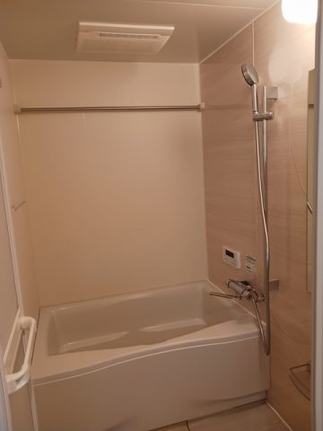 バス・シャワールーム　お風呂です