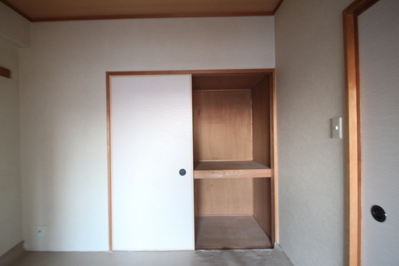 収納　※別部屋の写真です