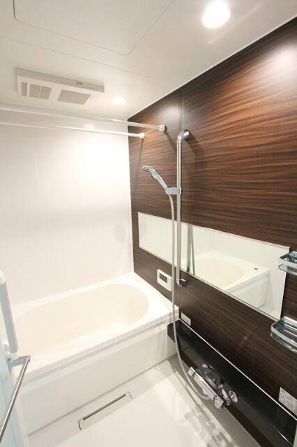 バス・シャワールーム　追い炊き機能付きです