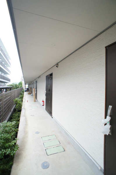 エントランス　エントランス入口