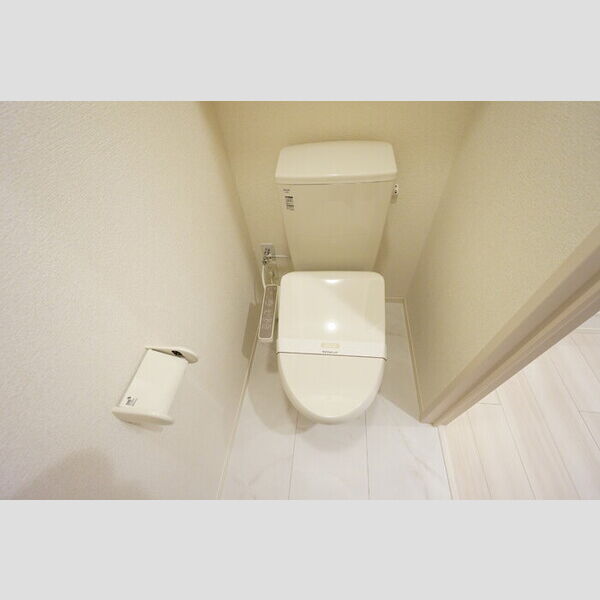 トイレ　トイレ温水洗浄暖房便座