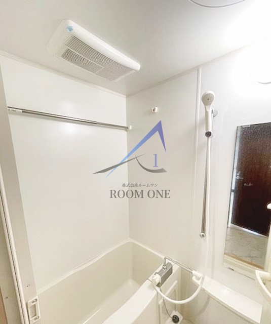 バス・シャワールーム　お風呂です。