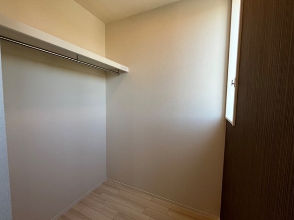 収納　※参考写真　同建築メーカー施工の同間取完成他物件のものです。